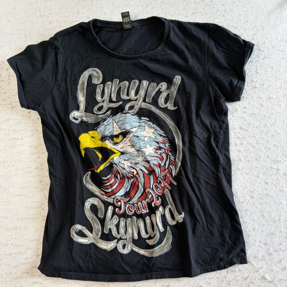 Lynyrd Skynyrd Graphic T-Shirt Womens Medium Black Tour 2017 Eagle Rock Band